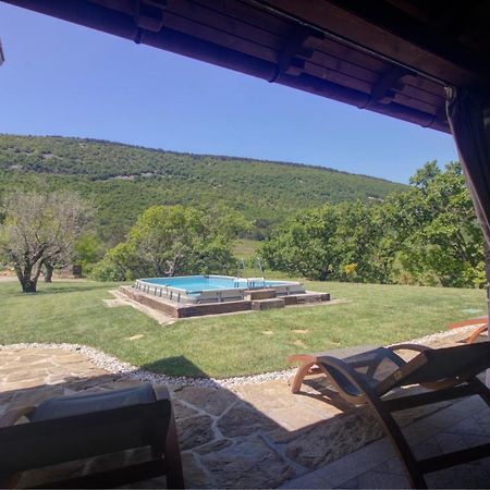 Family Apartment Rihter Črni Kal Dış mekan fotoğraf